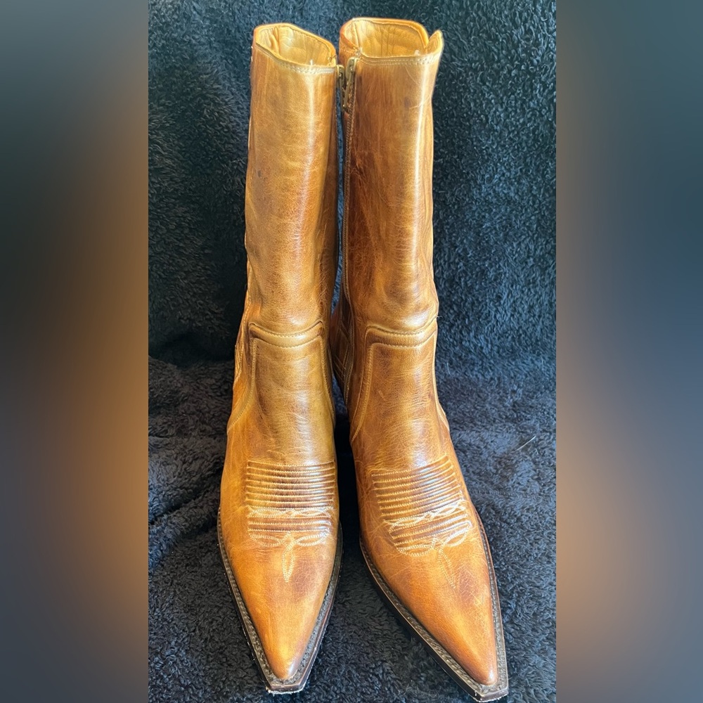 Lucchese Charlie Horse women’s cowboy boots